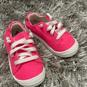 WONDER NATION CASUAL BUMP TOE free w/ $20+ bundle